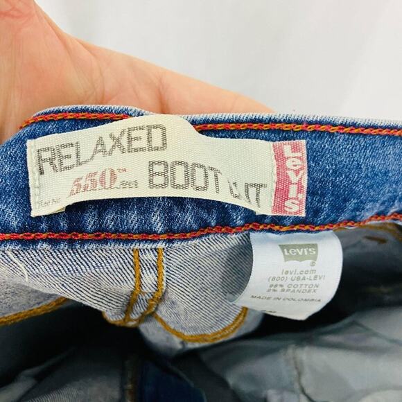 Levis 550 Womens Blue Medium Wash Denim Bootcut Jeans Size 6M - Picture 6 of 9